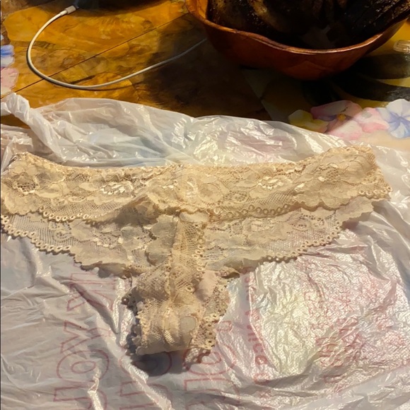 New bikini - Picture 2 of 2